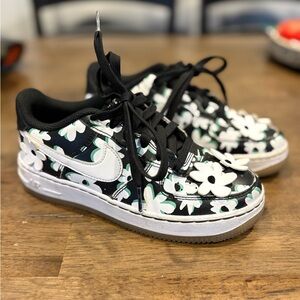 Nike Kids Black and White Floral Sneakers